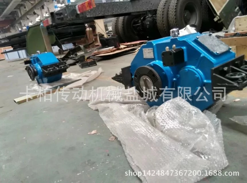 KB-370分动箱安装现场2.jpg