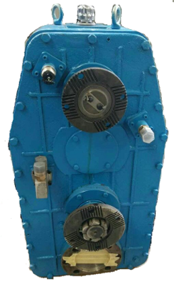 低速行走作业分动箱